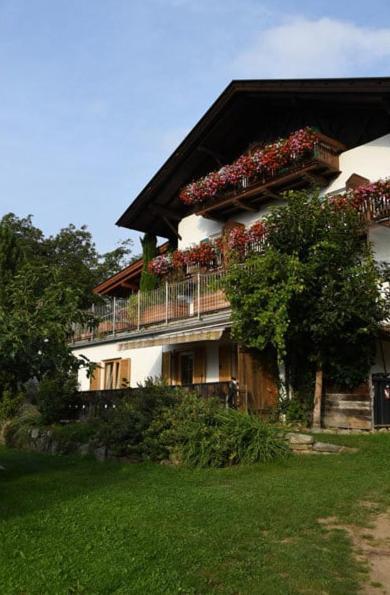 Ferienwohnung Garni Streitlhof Dorf Tirol Exterior foto